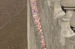Stranded Confetti